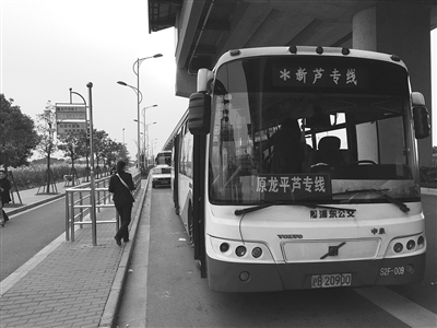 南汇公交积极调整公交运力 应对清明扫墓客流